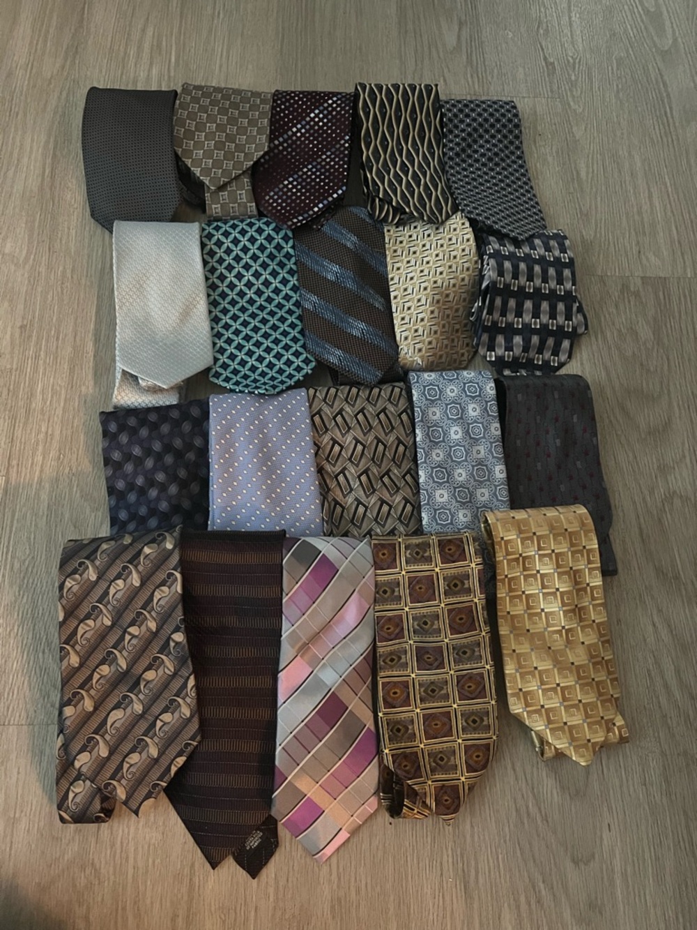 Assorted Men's Silk Necktie Collection - Multi-Color 20 Total